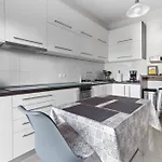 Properstay 115 - Maison Maree Villa *