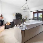 Βίλα Properstay 115 - Maison Maree Πολύχρονο